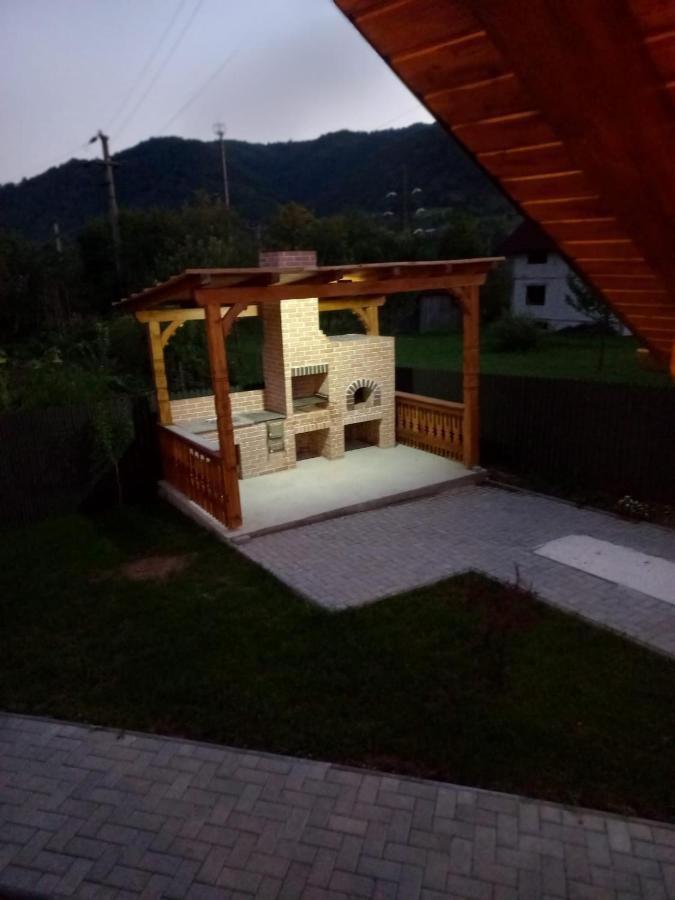 فيلا Casa Edy Vişeu de Sus المظهر الخارجي الصورة