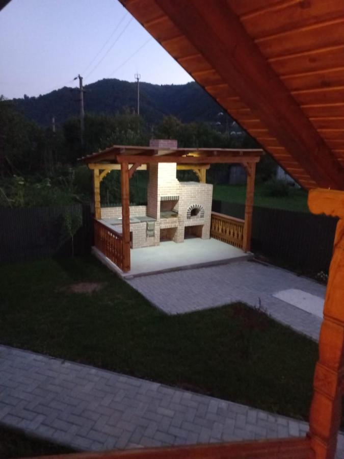فيلا Casa Edy Vişeu de Sus المظهر الخارجي الصورة