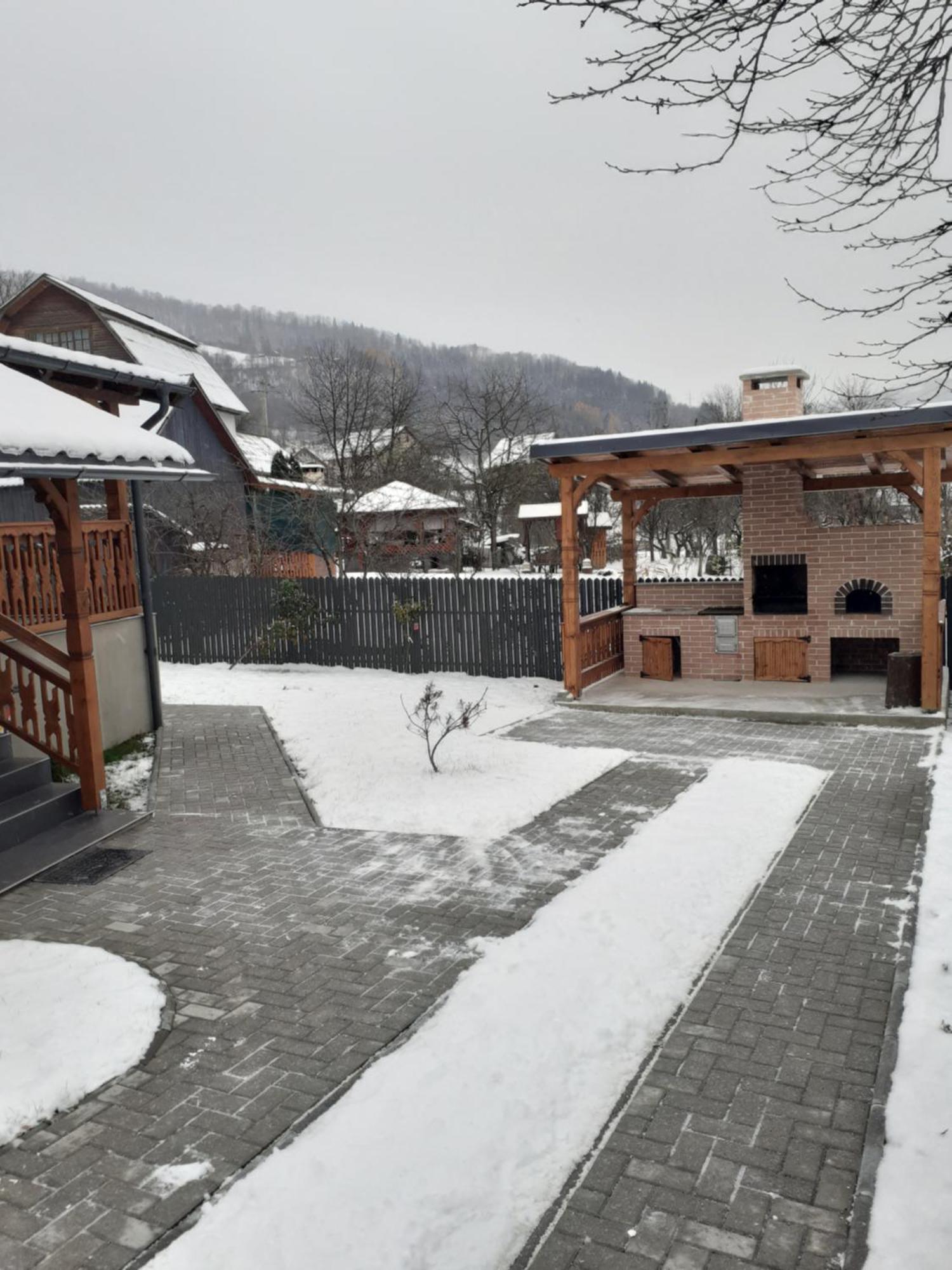 فيلا Casa Edy Vişeu de Sus المظهر الخارجي الصورة
